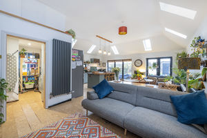 Photo 9- click for photo gallery